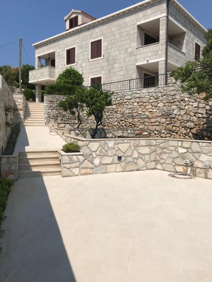 Kralj Ana Cavtat